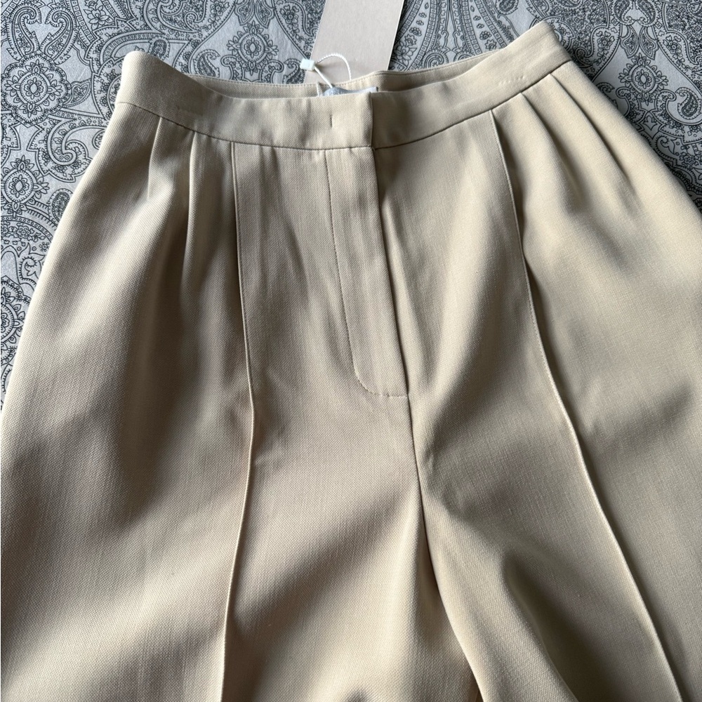 12STOREEZ Cream Pleated Trousers - Picture 9 of 10